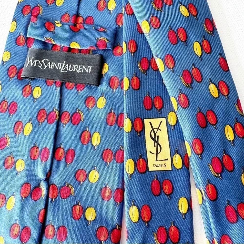 YSL Yves Saint Laurent Men’s Tie Necktie Blue Peaches Fruit Silk